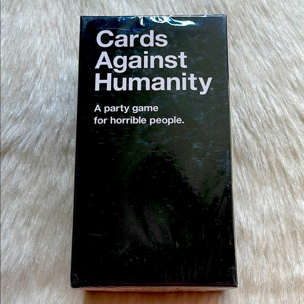 Cards Against Humanity Original Edition Starter Set Adult Party Card Game - Picture 2 of 5